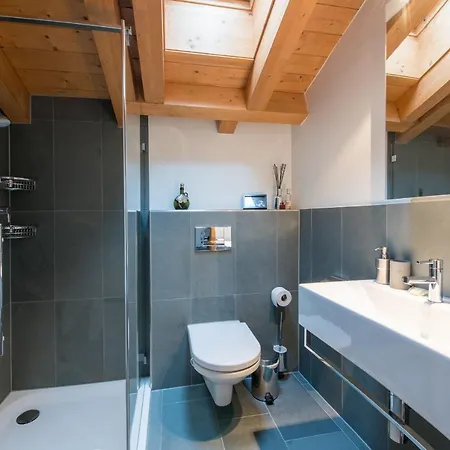 Waldbort Penthouse Apartment *