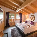Waldbort Penthouse